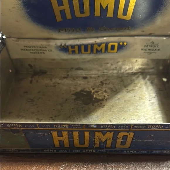 Humo All Quality Cigar Box with Blue and Orange Design - Picture 8 of 9